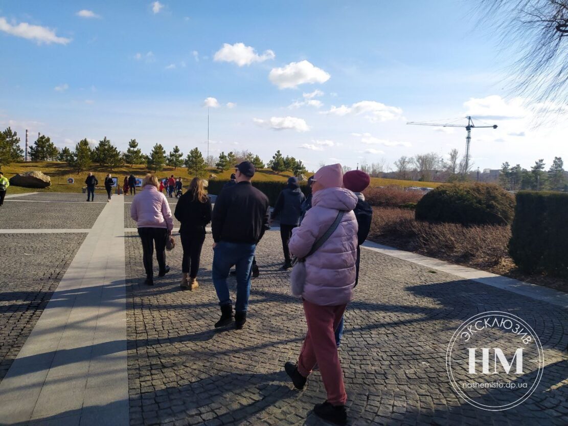 Полгорода проводит воскресенье в яхт-клубе «Сич» - новости Днепра