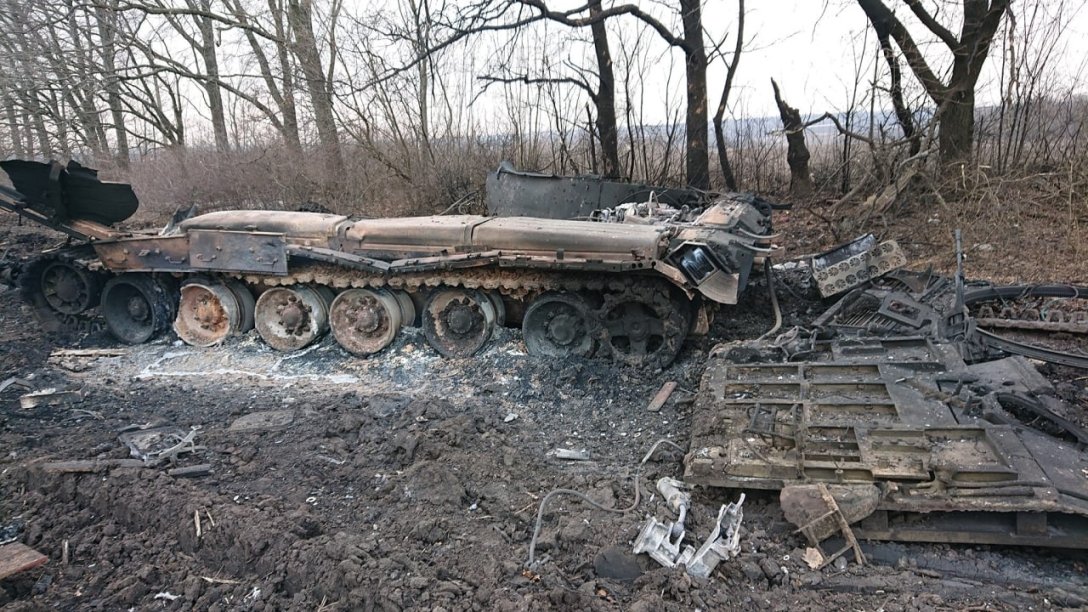 Бегут на ворованных машинах и скутерах: ВСУ освободили еще один украинский город от оккупантов