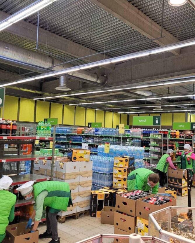 Супермаркеты Днепра выбрасывают продукцию компании