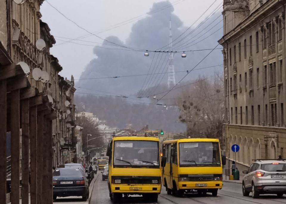 Подробности ракетного обстрела и взрывов во Львове