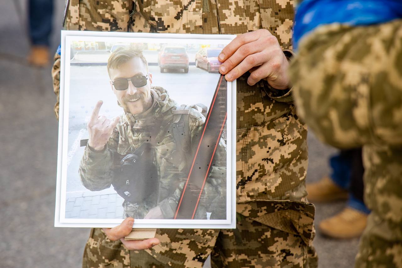 Попрощалися з десантником, який загинув на Донеччині - новости Днепра