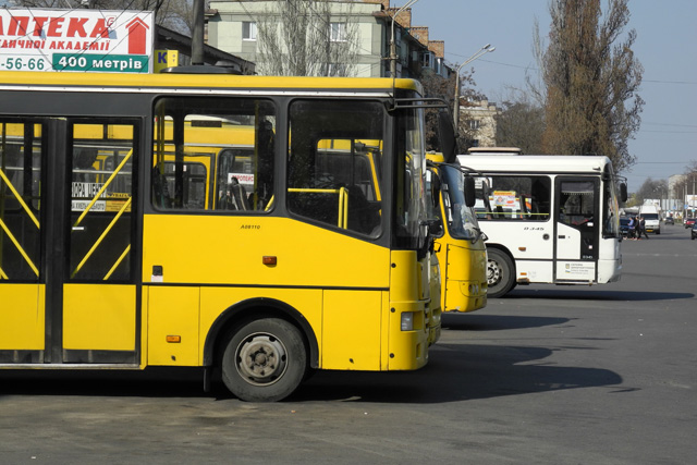 В Днепре меняется время работы общественного транспорта