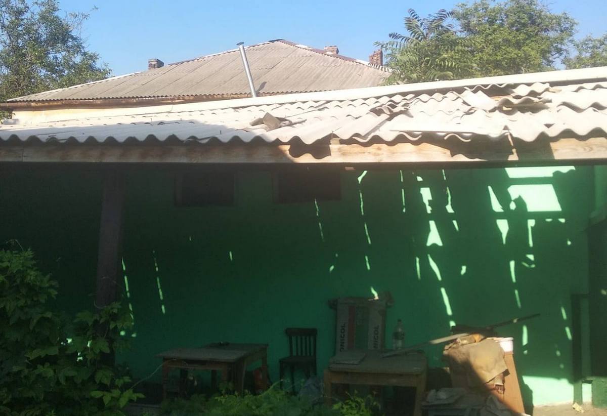 В Днепре волонтер показала разрушения в своем дворе - Наше Мисто