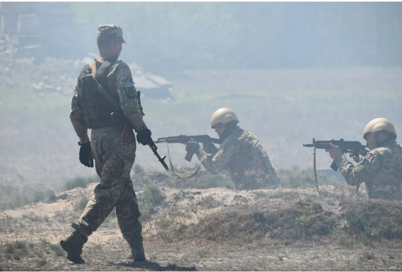 ВСУ могут взять русских в котел возле Кривого Рога, - военный эксперт