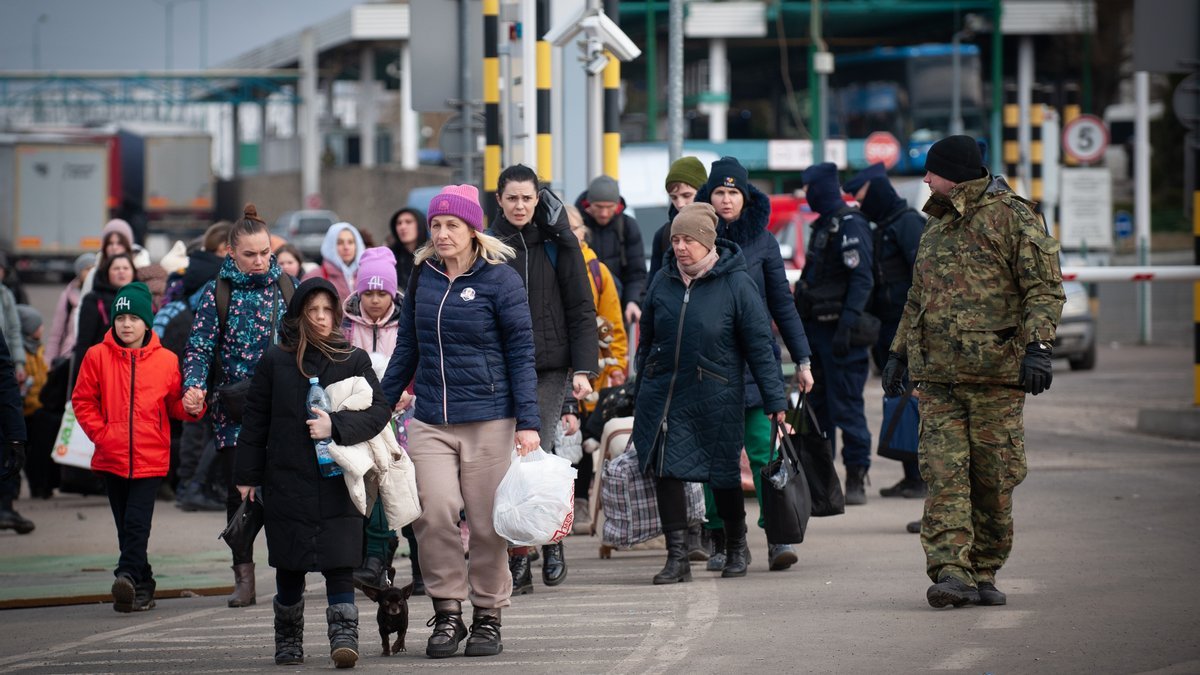 Польша, выплаты беженцам - Наше Мисто
