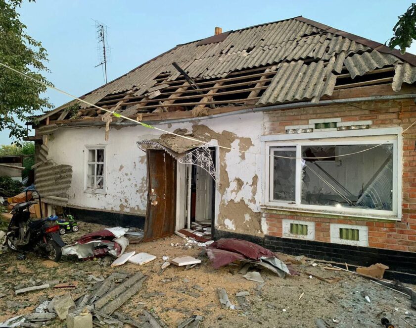 Тривожні ніч і ранок: окупанти завдали ударів по трьох районах Дніпропетровщини