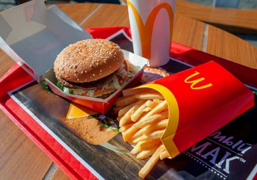 Чізбургер по 52 грн., а кола 40 грн.: у мережі з'явилося меню McDonald's