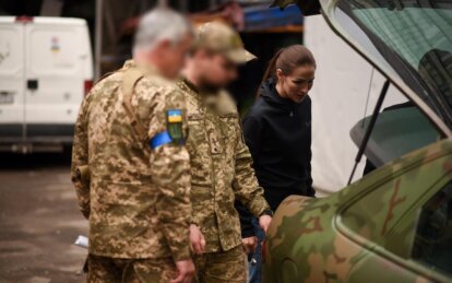 Машина з великим вантажем продуктів: чергова допомога від Дніпра