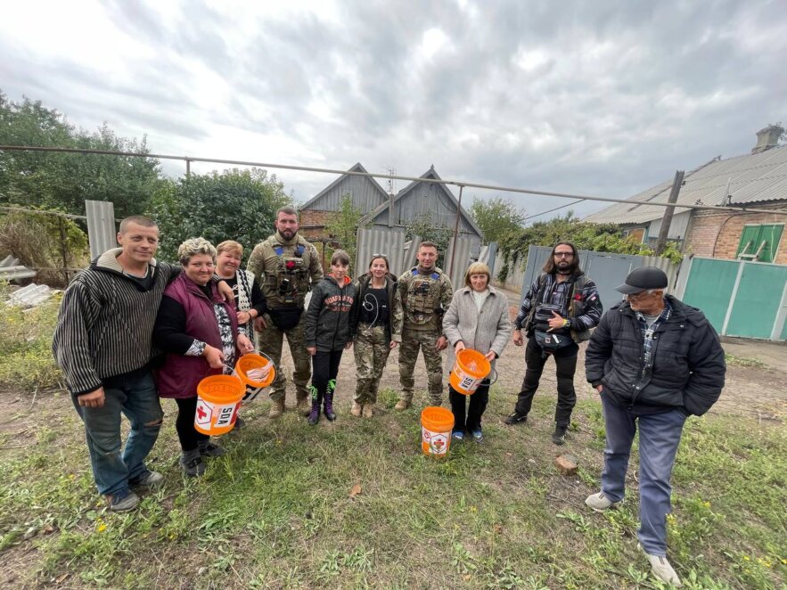 Дніпровські волонтери з ризиком для життя відвідали Донеччину (Відео) Новини Дніпра