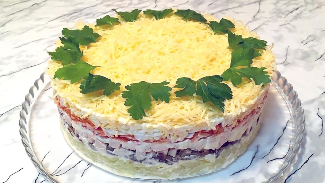 Новинин Дніпра: Рецепт салату-торту з куркою - Наше Місто