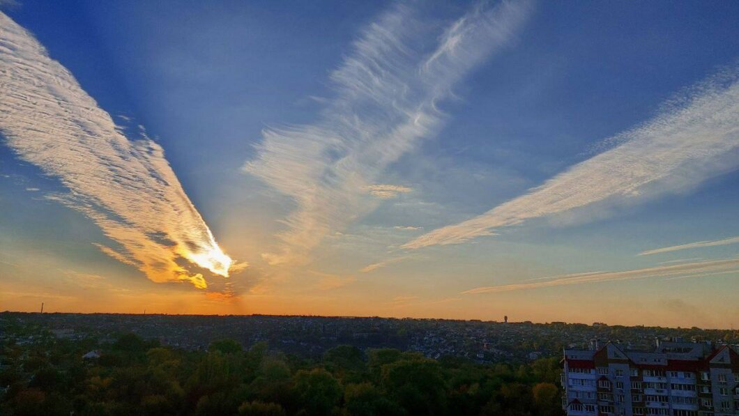 Новини Дніпра: Джинсові хмари фото