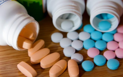 Наковталася пігулок і потрапила до реанімації: у Дніпрі рятують 2-річну дитину