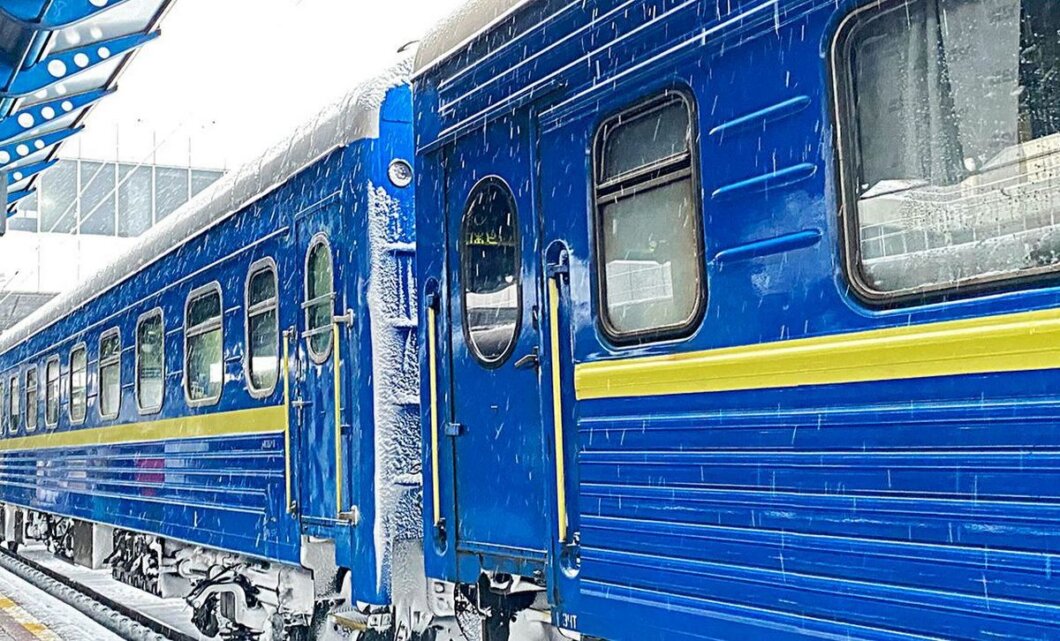 Новини Дніпра: Через ракетну атаку затримуються 17 потягів