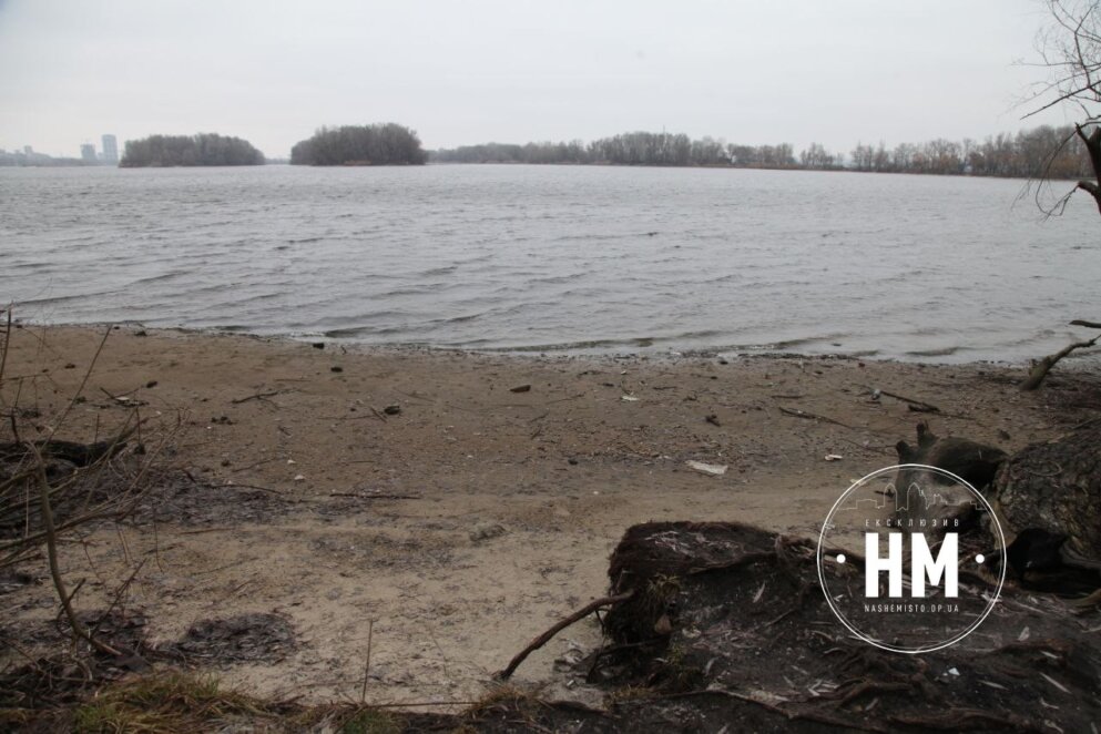 Новини Дніпра: Річка Дніпро сильно обміліла