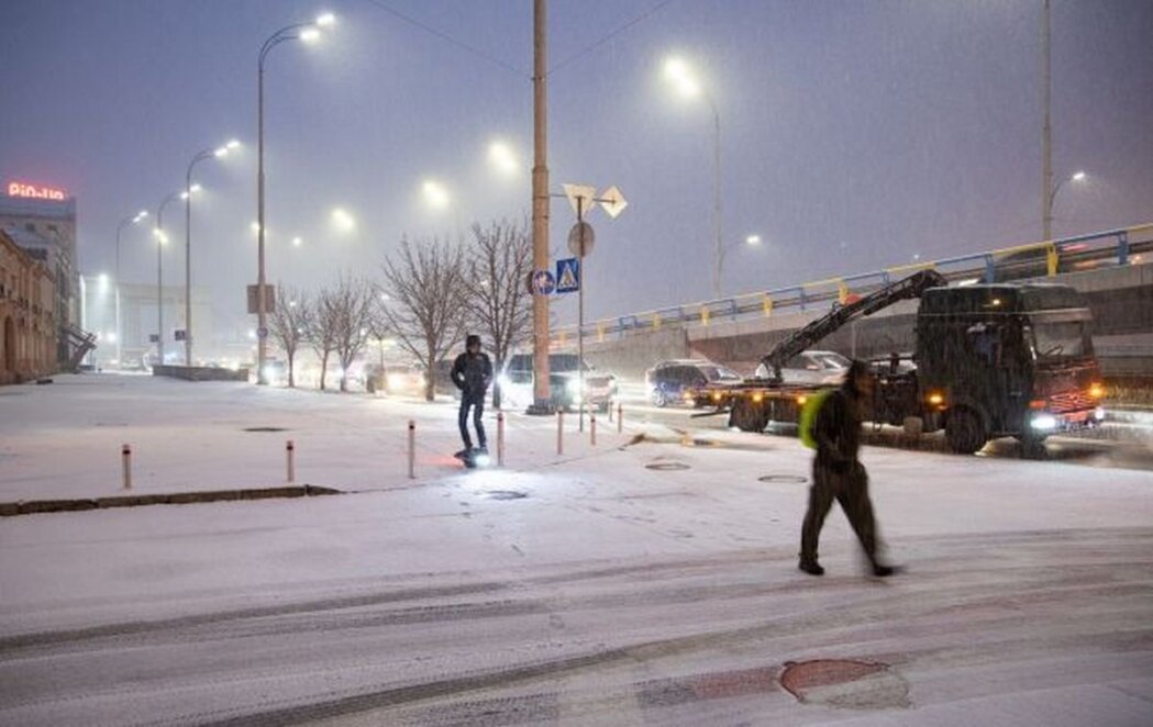 Новини Дніпра: Київ засипало снігом