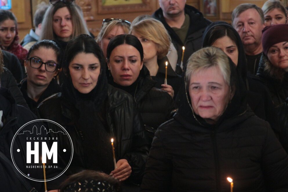 Спи спокійно, дівчинко: у Дніпрі попрощалися з речницею ДСНС Євгенією Дудкою