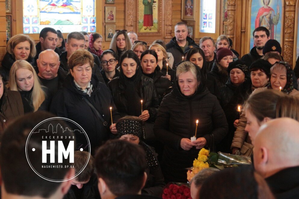 Спи спокійно, дівчинко: у Дніпрі попрощалися з речницею ДСНС Євгенією Дудкою