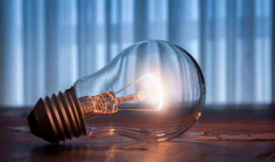 Відключення світла в Дніпрі: де не буде електроенергії 12 квітня