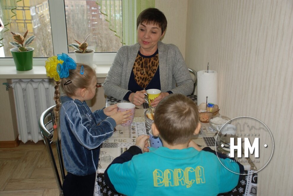 Новини Дніпра: Як у Дніпрі патронатні родини допомагають дітям