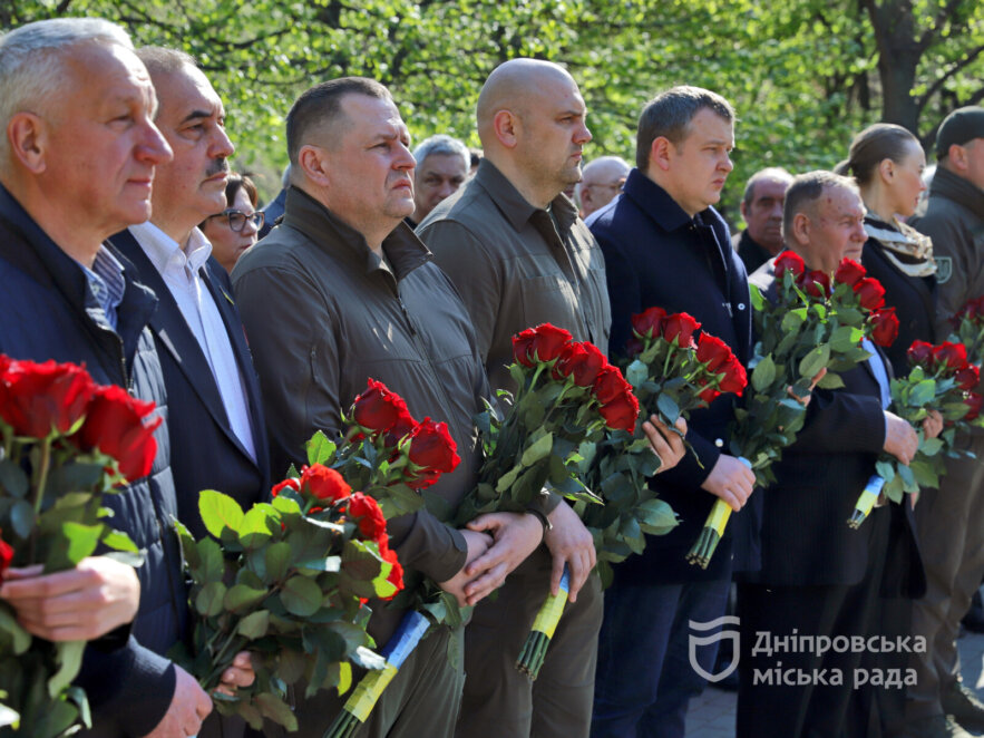 Новини Дніпра: У Дніпрі вшановують 37-му річницю катастрофи на ЧАЕС