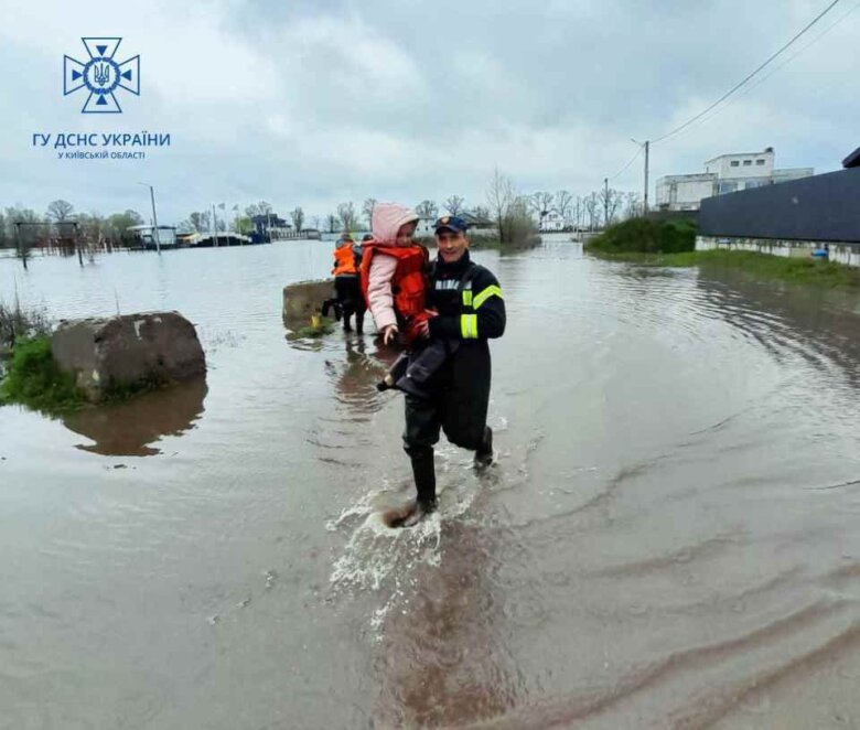 Новини Дніпра: На Київщині евакуйовують людей через повінь