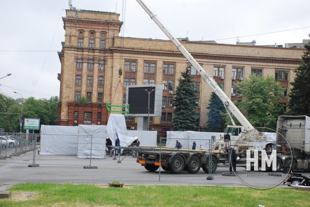 Новини Дніпра: У Дніпрі встановлюють "Модуль тимчасовості"