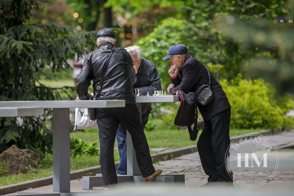 Новини Дніпра: Парк Шевченка шаховий рай