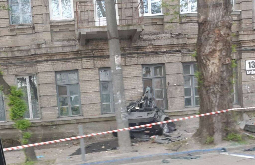 Машину розірвало на дві частини: у Дніпрі сталася смертельна ДТП