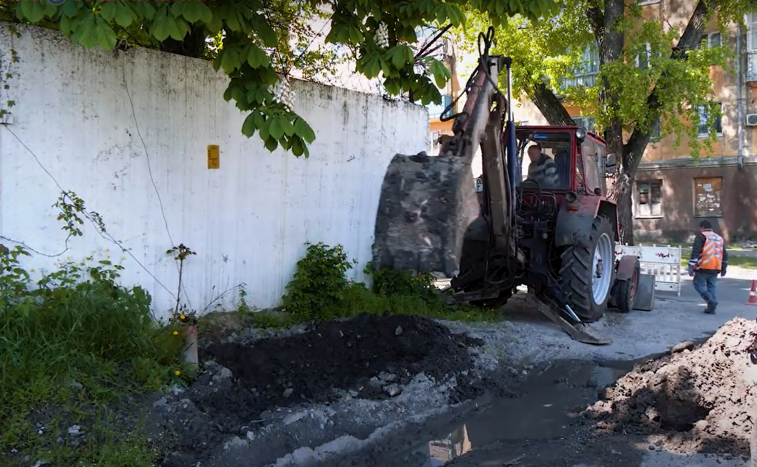 Новини Дніпра: Ремонт водопроводу по Орловській