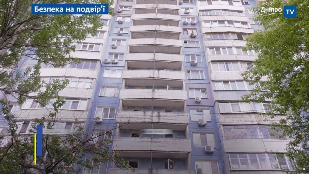 Новини Дніпра: У Дніпрі відновили сходи та електроопори
