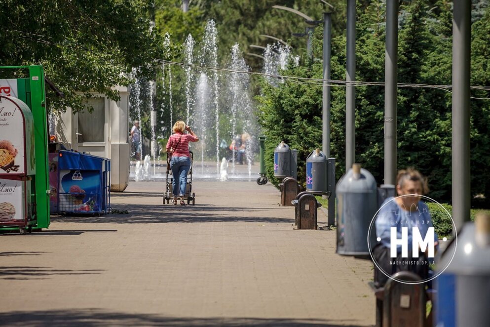 Новини Дніпра: Набережна на ж/м Сонячний у літніх барвах