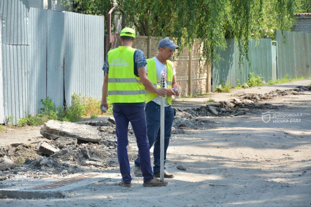 Безпечне місто: комплексно, якісно та з гарантією ремонтують дороги у Дніпрі