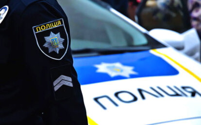 У маршрутці Дніпро-Запоріжжя жінка вдарила ножем в обличчя незнайомого 15-річного хлопця