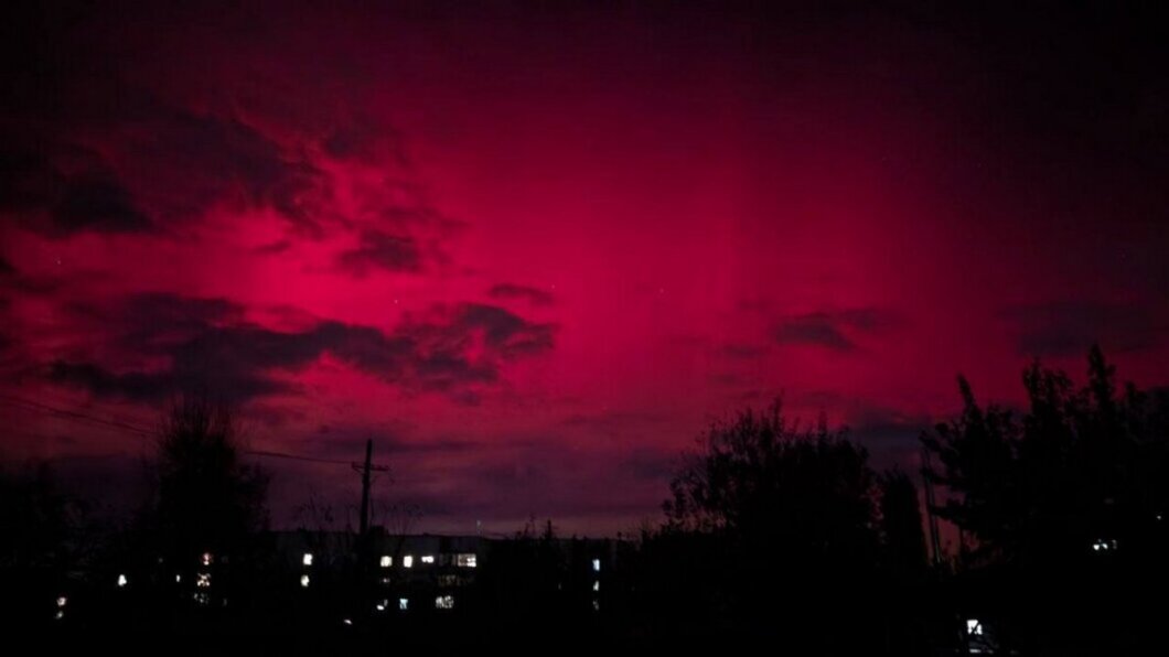 Новини Дніпра: Чому небо над Дніпром було червоне