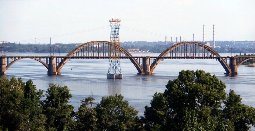 Історія Дніпра: 21 грудня відкрили два мости - Наше Місто