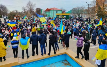 Вдома мене чекають діти, яких насильно вчать любити чужу батьківщину: історія вчительки з Генічеська