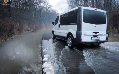 Затопило автодороги, поля та будинки: наслідки негоди на Закарпатті (фото)