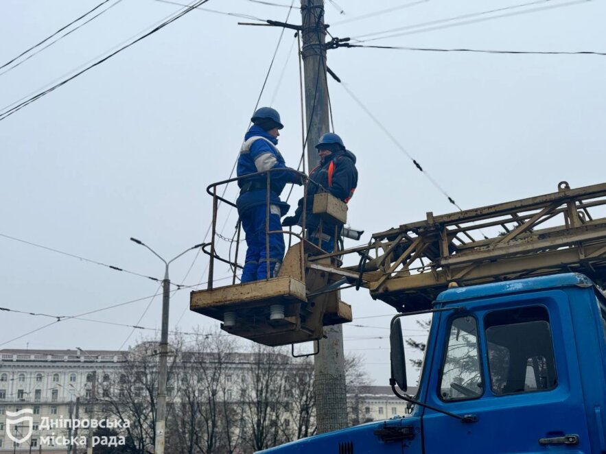 Від окраїн до середмістя: за цей рік у Дніпрі модернізували зовнішнє освітлення на 215 вулицях міста