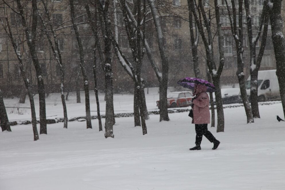 Рождественская сказка на улицах города: в Днепре жители радуются невероятной зимней красоте (Фото)