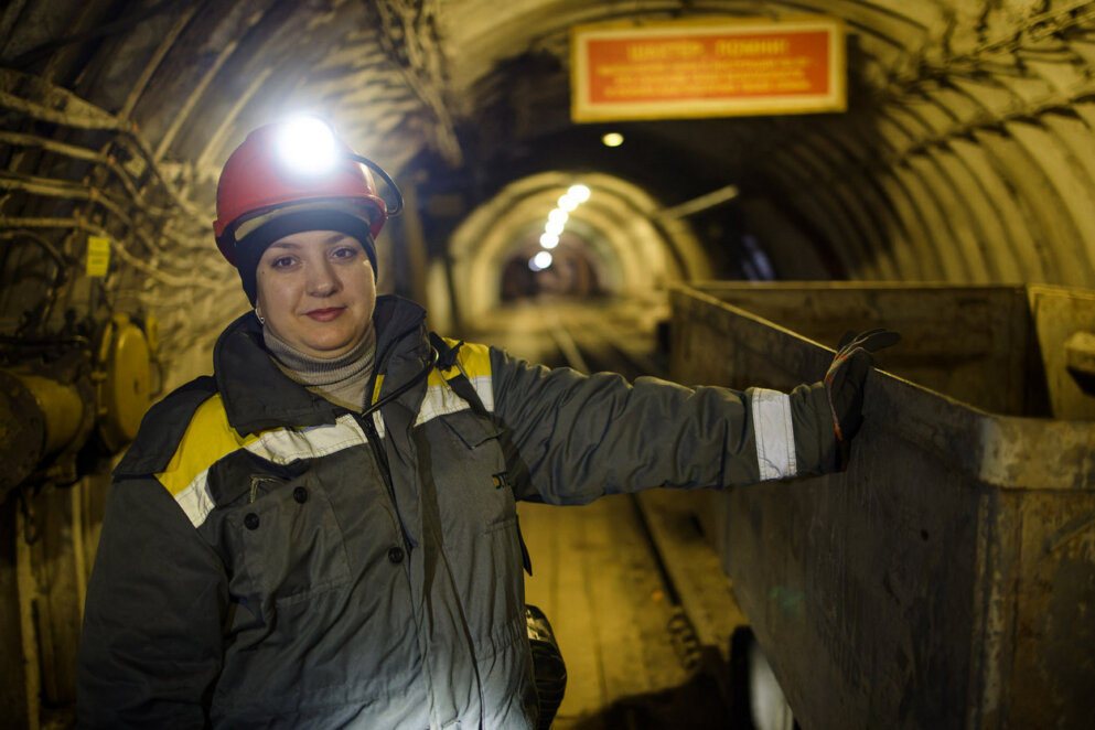 «Теперь без женщин стало невозможно добывать уголь»: как работают женщины-шахтеры на Днепропетровщине