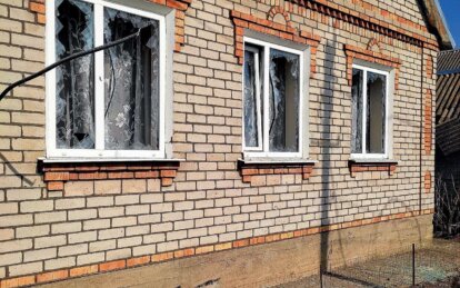 Оккупанты 7 раз обстреливали Никопольщину в течение дня: пострадал человек