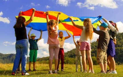 Дітям в Україні нададуть безкоштовний відпочинок: хто отримає путівку