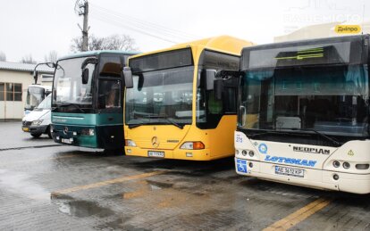 комунальні автобуси Дніпра возять пільговиків без обмежень