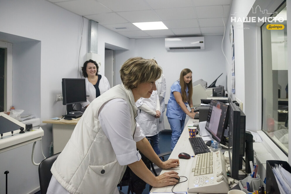 Як у війну працює лікарня швидкої допомоги Дніпра - Наше Місто