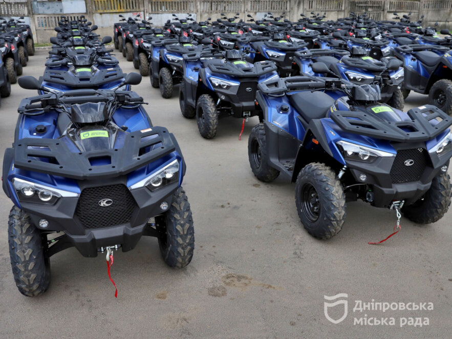 Дніпро забезпечив військових уже сотнею квадроциклів та працює над придбанням наступної партії