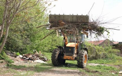 У Дніпрі ліквідували стихійне сміттєзвалище по вулиці Запорізьке шосе