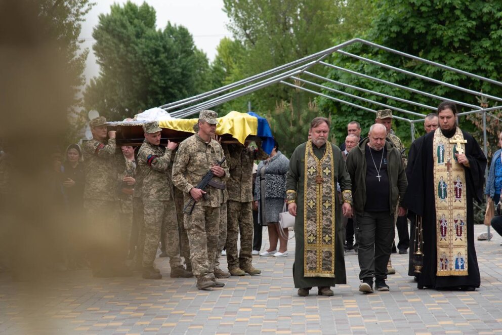 В Нікополі провели в останню путь Андрія Яценка