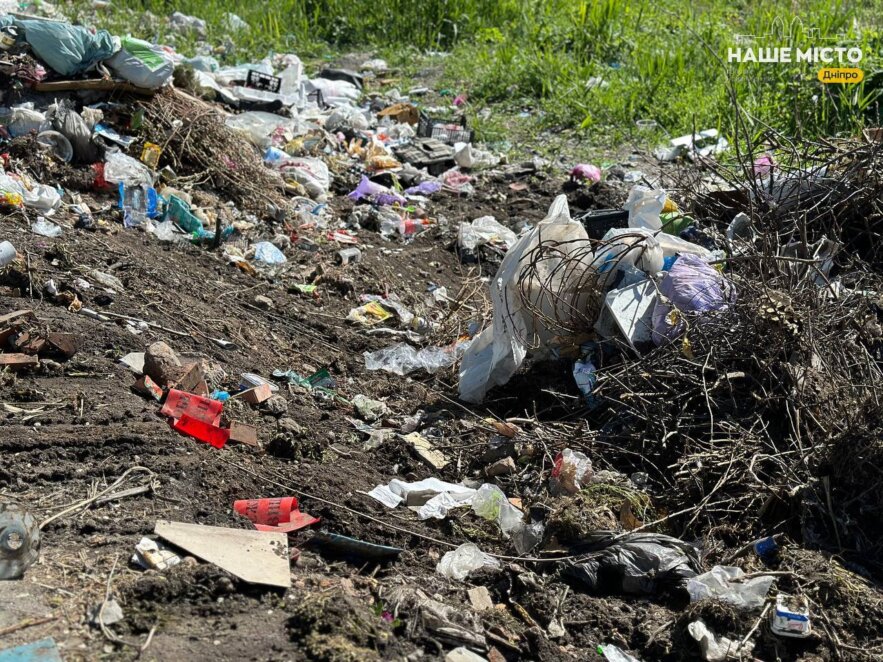 У Дніпрі ліквідували стихійне сміттєзвалище по вул. Трансформаторна