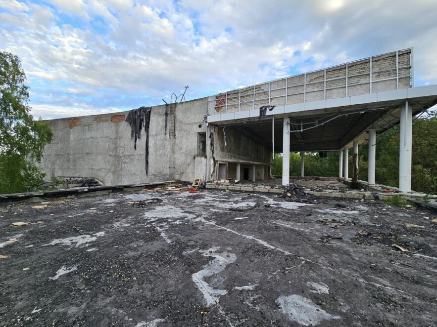 Приезжали на оздоровление со всей страны: как сейчас выглядит заброшенный санаторий «Днепровский»