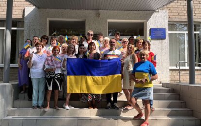 Замовлення є до серпня: як вчителі гімназії з Дніпра допомагають захисникам України